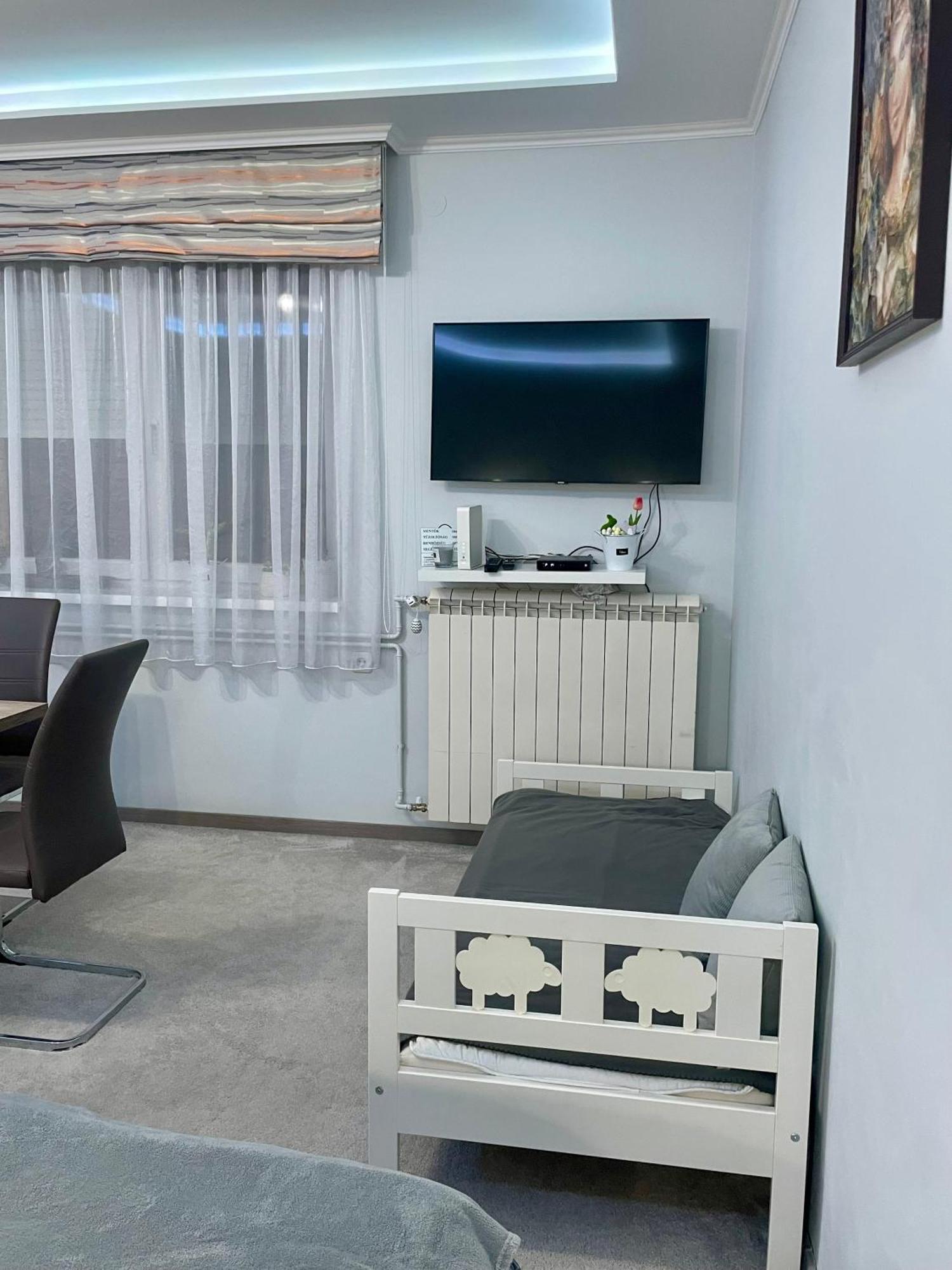 Belien Apartman Mako Exterior photo