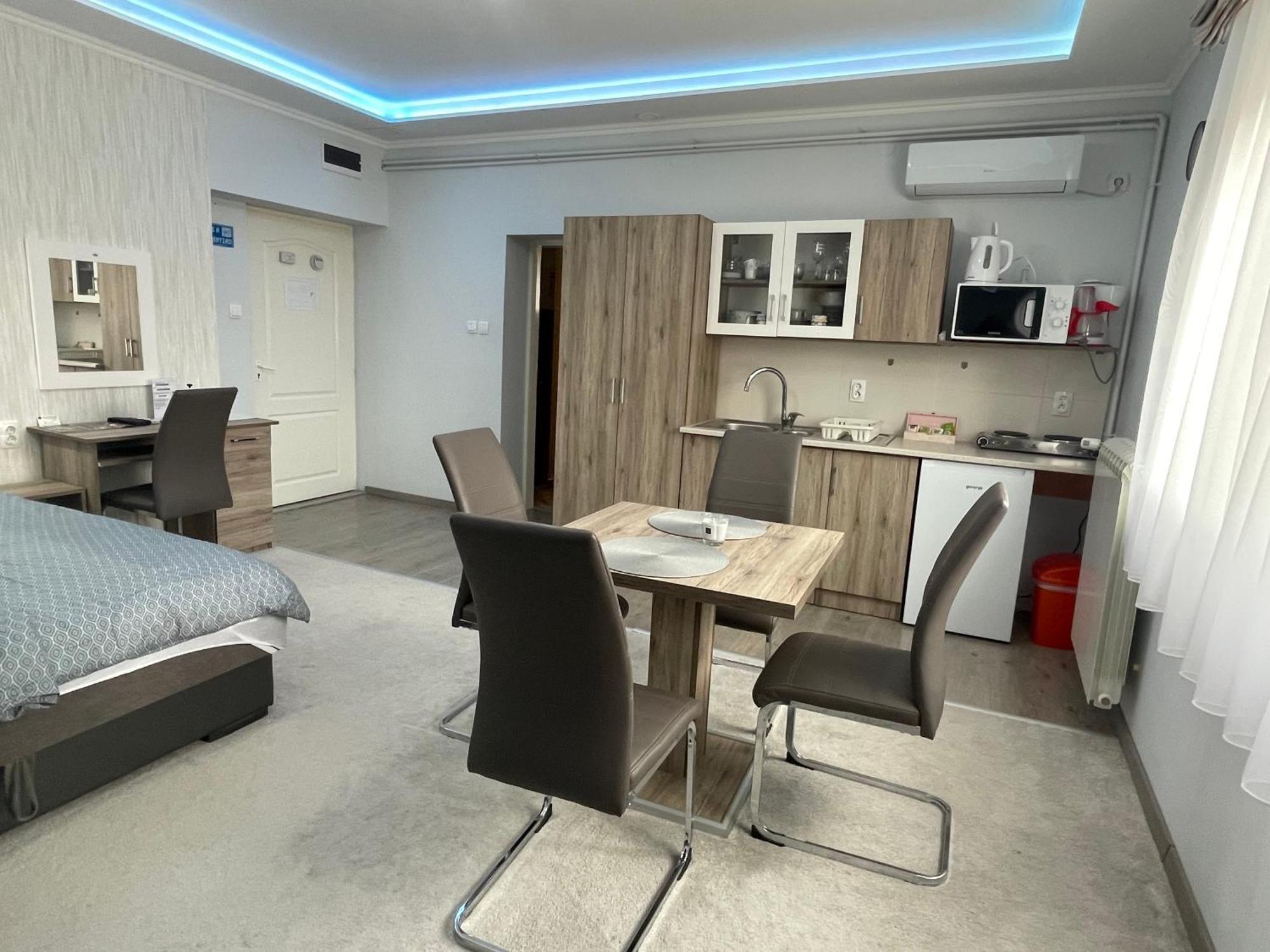 Belien Apartman Mako Exterior photo
